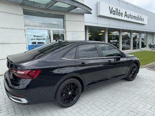 Volkswagen Jetta Highline Auto 2023 à Saint-Georges, Québec - 2 - w320h240px