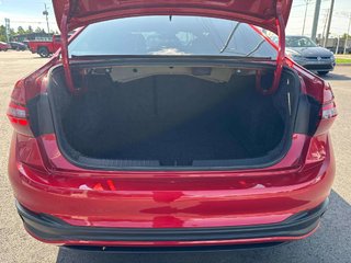 2023 Volkswagen Jetta Comfortline Groupe Sport in Saint-Georges, Quebec - 6 - w320h240px