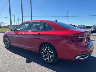 Volkswagen Jetta Highline 2024 à Saint-Georges, Québec - 5 - w320h240px