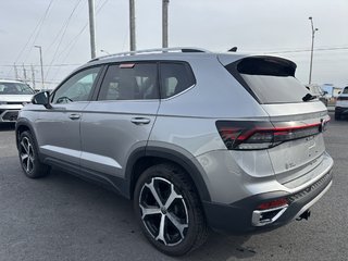 Volkswagen Taos Highline 4MOTION 2025 à Saint-Georges, Québec - 5 - w320h240px