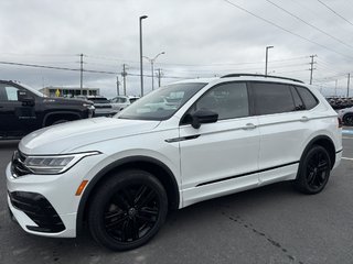 Volkswagen Tiguan Comfortline R-Line Black Edition 4MOTION 2022 à Saint-Georges, Québec - 4 - w320h240px