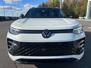 Volkswagen Tiguan Comfortline R-Line Black Edition 2026 à Saint-Georges, Québec - 3 - w320h240px