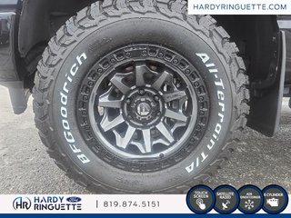 Ford F-150 STX cabine SuperCrew 4RM caisse de 5,5 pi 2024