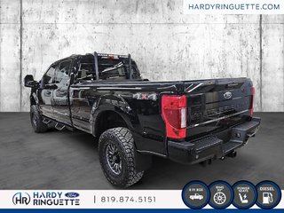 Ford Super Duty F-250 SRW XLT cabine 6 places 4RM caisse de 8 pi 2022
