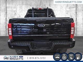 Ford Super Duty F-250 SRW XLT cabine 6 places 4RM caisse de 8 pi 2022