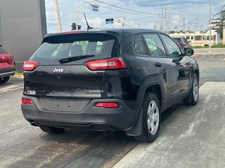 Jeep Cherokee Sport 2014