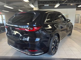 2025 Mazda CX-90 MHEV Signature