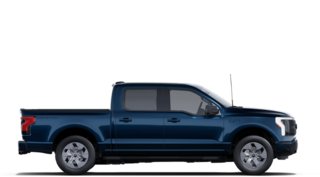 2025 Ford F-150 Lightning Flash in Matane, Quebec - 5 - w320h240px