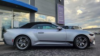 2025 Ford Mustang EcoBoost Premium in Matane, Quebec - 6 - w320h240px