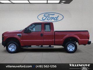 2010 Ford Super Duty F-250 SRW XL  SUPER CAB in Matane, Quebec - 5 - w320h240px