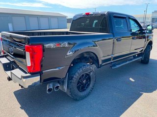 Ford Super Duty F-250 SRW XLT  BOITE de 6 pieds 2017 à Matane, Québec - 5 - w320h240px