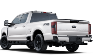 Ford Super Duty F-250 SRW LARIAT 2025 à Matane, Québec - 2 - w320h240px