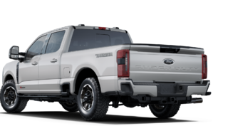 Ford Super Duty F-250 SRW LARIAT 2025 à Matane, Québec - 2 - w320h240px