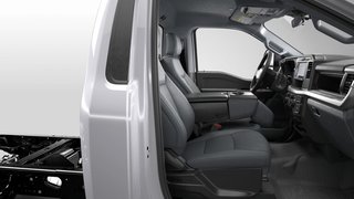 2026 Ford Super Duty F-550 DRW XL in Matane, Quebec - 6 - w320h240px