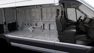 Ford Transit Cargo Van  2025 à Matane, Québec - 6 - w320h240px