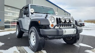 Jeep Wrangler X  4X4  MANUEL  2 portes 2009 à Matane, Québec - 4 - w320h240px