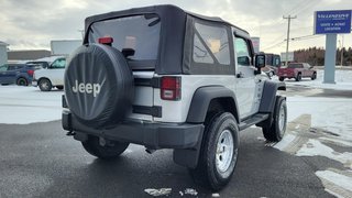 Jeep Wrangler X  4X4  MANUEL  2 portes 2009 à Matane, Québec - 6 - w320h240px