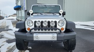 Jeep Wrangler X  4X4  MANUEL  2 portes 2009 à Matane, Québec - 3 - w320h240px