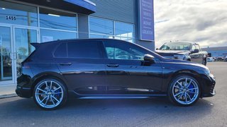 2024 Volkswagen Golf R BASE Carbon Pack in Matane, Quebec - 5 - w320h240px