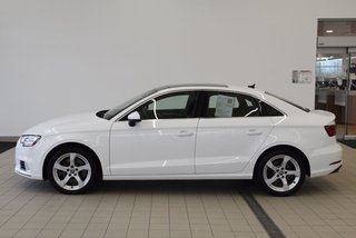 2019 Audi A3 AWD+CUIR BRUN+BAS KILO+LED in Laval, Quebec - 5 - w320h240px