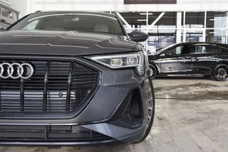 Audi e-tron PROGRESSIV+BLACK PACKAGE 2022 à Laval, Québec - 3 - w320h240px