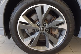2023 Audi Q4 e-tron TECHNIK+BLACK OPTIK+LED in Laval, Quebec - 5 - w320h240px