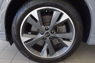 Audi Q4 e-tron HITCH+CUIR+AWD+LED+COCKPIT 2024 à Laval, Québec - 3 - w320h240px