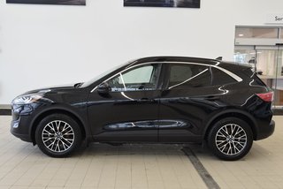 Ford Escape SEL+PHEV+CUIR+TOIT PANO+ 2022 à Laval, Québec - 5 - w320h240px