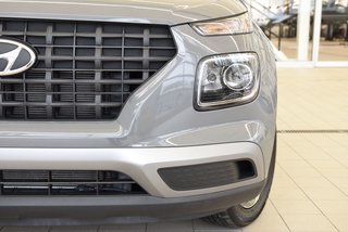 Hyundai Venue TREND+BAS KM+TOIT OUVRANT 2022 à Laval, Québec - 3 - w320h240px