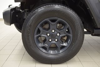 2023 Jeep Wrangler Willys+4X4+NAV+AUTO+V6+MAG NOIR in Laval, Quebec - 3 - w320h240px