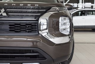 2024 Mitsubishi Outlander Plug-In Hybrid ES+PHEV+BAS KM+8 ROUES 8 PNEUS in Laval, Quebec - 4 - w320h240px