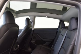 2023 Tesla Model Y LONG RANGE+AWD+BAS KM+ in Laval, Quebec - 5 - w320h240px