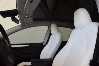 2023 Tesla Model Y LONG RANGE+CUIR BLANC+AWD in Laval, Quebec - 4 - w320h240px