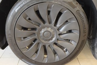 Tesla Model Y SR+CUIR+TOIT+LED+NAV+WOW 2024 à Laval, Québec - 3 - w320h240px