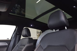 Volkswagen Atlas Cross Sport HIGHLINE+BLACK PACKAGE+LED 2022 à Laval, Québec - 5 - w320h240px