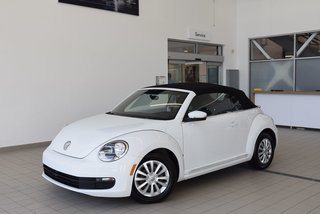 2016  Beetle CONVERTIBLE+CUIR+BAS KILO in Laval, Quebec - 5 - w320h240px