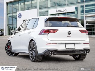 2024  Golf GTI Performance in Laval, Quebec - 4 - w320h240px