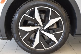 2023 Volkswagen ID.4 PRO+S+STATEMENT+AWD+TOIT PANO in Laval, Quebec - 6 - w320h240px