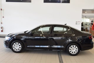2017  Jetta A/C+APP CONNECT+CAMERA+ in Laval, Quebec - 4 - w320h240px