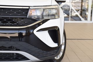 Volkswagen Taos COMFORTLINE+TOIT PANO+AWD 2022 à Laval, Québec - 3 - w320h240px