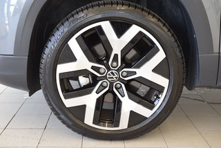 Volkswagen Taos HIGHLINE+TOIT PANO+CUIR+AWD 2023 à Laval, Québec - 5 - w320h240px