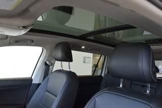 2021 Volkswagen Tiguan COMFORTLINE+7 PASSAGERS in Laval, Quebec - 5 - w320h240px