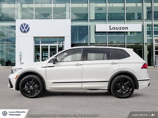 Volkswagen Tiguan Comfortline R-Line Black Edition 2024 à Laval, Québec - 3 - w320h240px