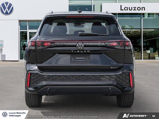 2025 Volkswagen Tiguan Highline R-Line in Laval, Quebec - 5 - w320h240px