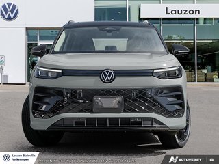 Volkswagen Tiguan Comfortline R-Line Black Edition 2026 à Laval, Québec - 2 - w320h240px