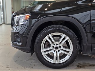 Mercedes-Benz GLB 250 | 4MATIC | TOIT | CUIR | NAV | BAS KM !!! 2022 à Laval, Québec - 5 - w320h240px