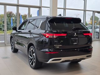 2023 Mitsubishi Outlander OUTLANDER SE | TOIT PANO | VOLANT CHAUFFANT | +++ in Laval, Quebec - 6 - w320h240px