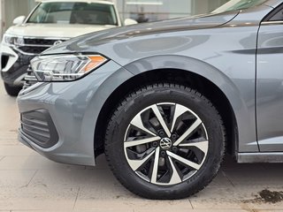 2022 Volkswagen Jetta Trendline AUTOMATIQUE | CARPLAY | CAMÉRA | BAS KM in Laval, Quebec - 5 - w320h240px