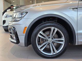 2019  Tiguan Highline R-LINE | PANO | NAV | CARPLAY | BAS KM in Laval, Quebec - 5 - w320h240px