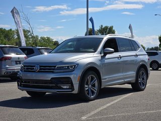 2019 Volkswagen Tiguan Highline R-LINE | TOIT PANO | CUIR | NAV | +++ in Laval, Quebec - 5 - w320h240px